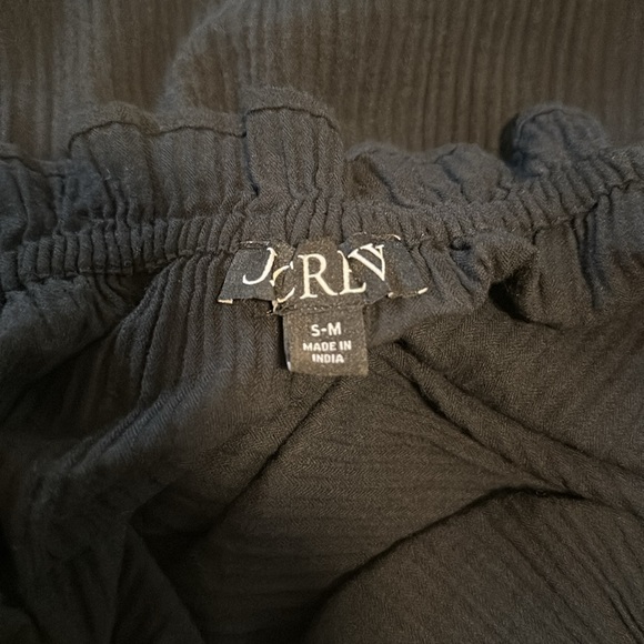 💵 J CREW Ruffle Beach Dress in Airy Gauze | Black - Picture 9 of 13